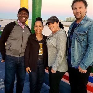 Meet your Posher, Lee